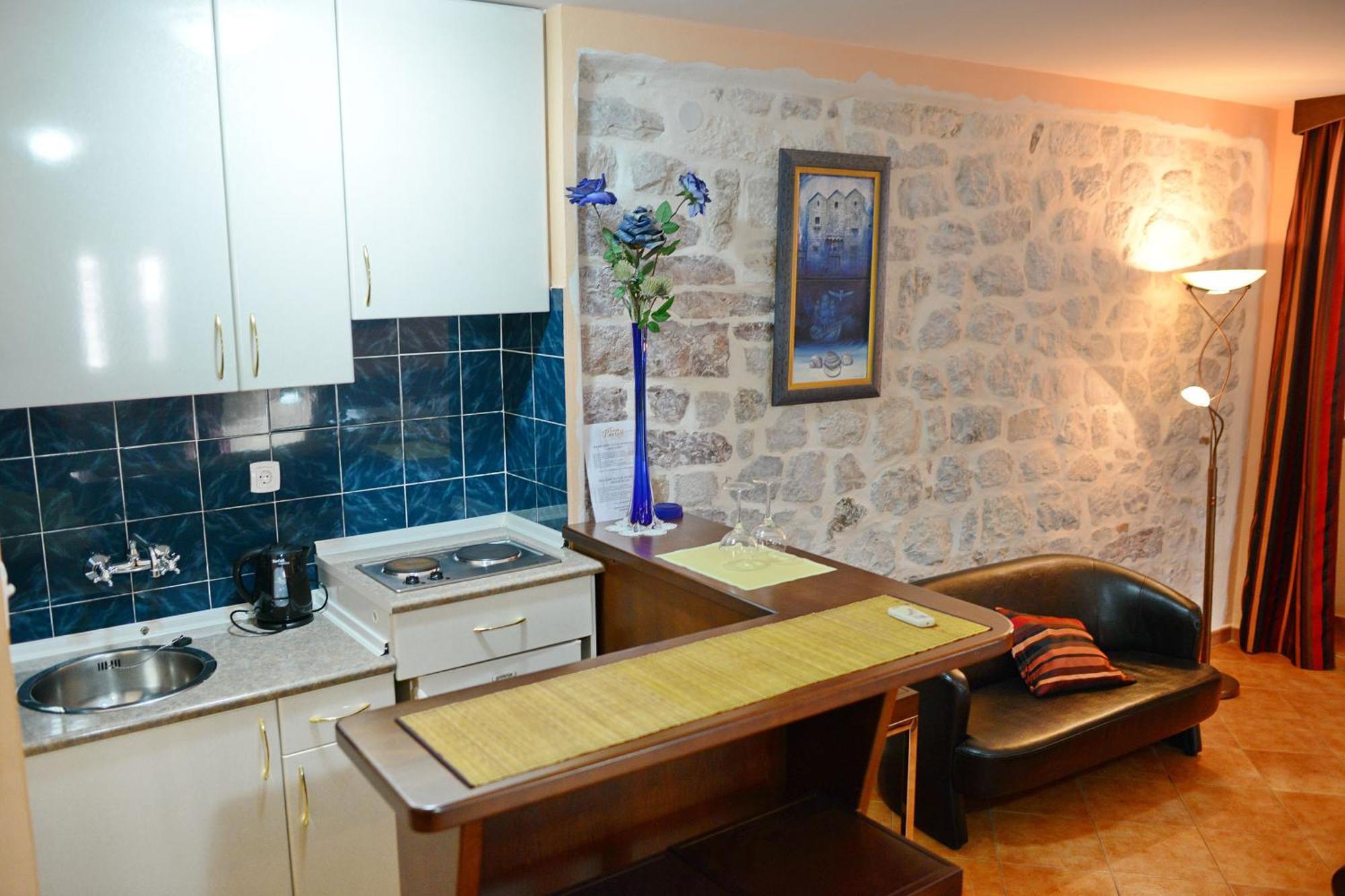 Apartments Kotor Old Town Екстер'єр фото