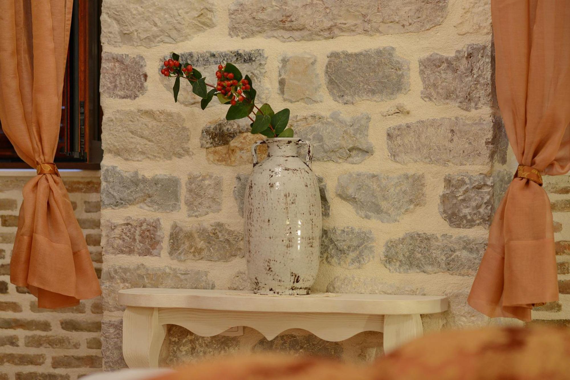 Apartments Kotor Old Town Екстер'єр фото