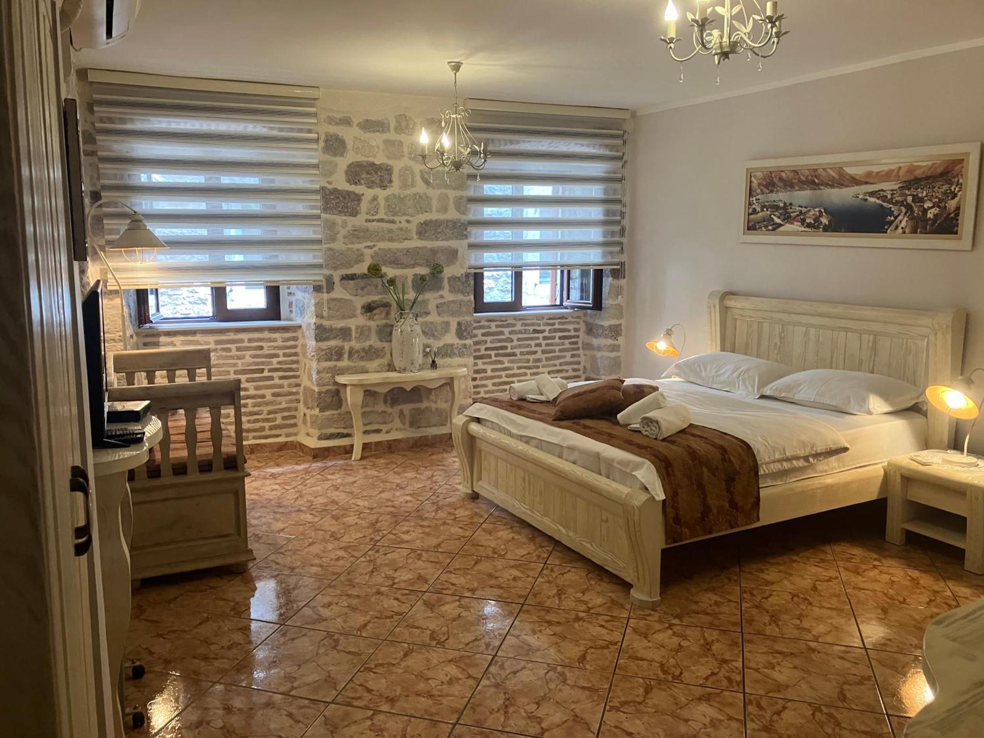 Apartments Kotor Old Town Екстер'єр фото