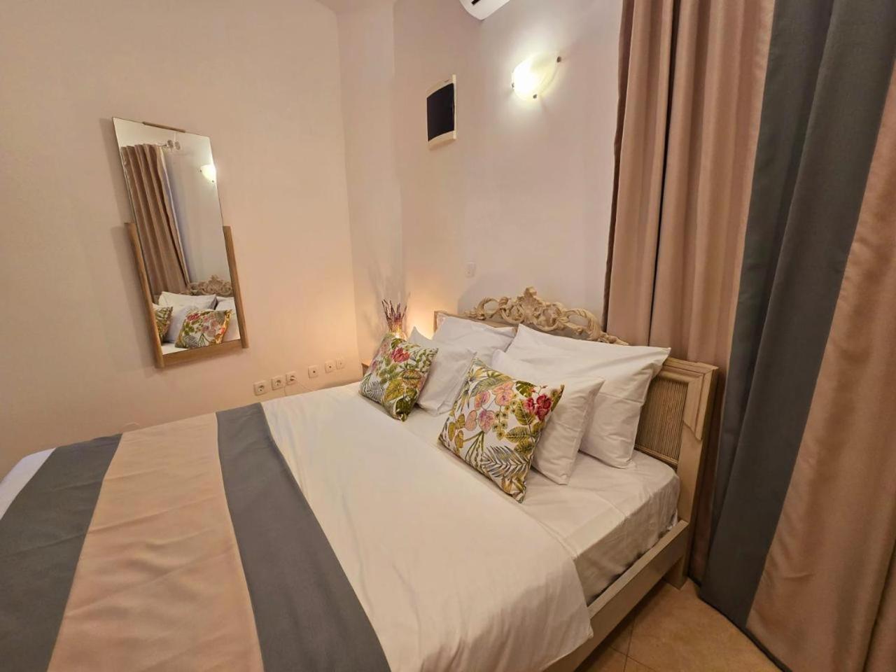 Apartments Kotor Old Town Екстер'єр фото